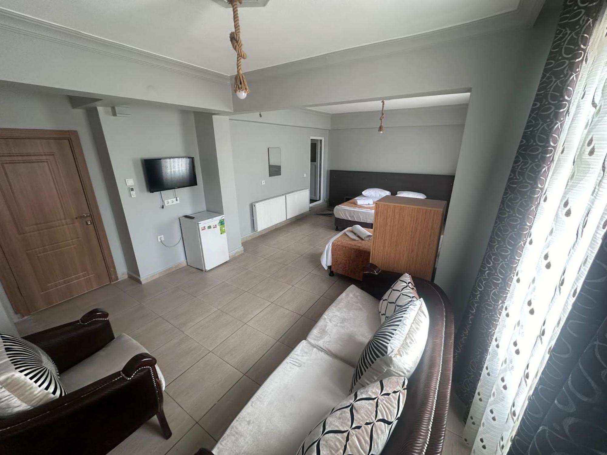 Guenes Pansiyon Edirne Kamer foto