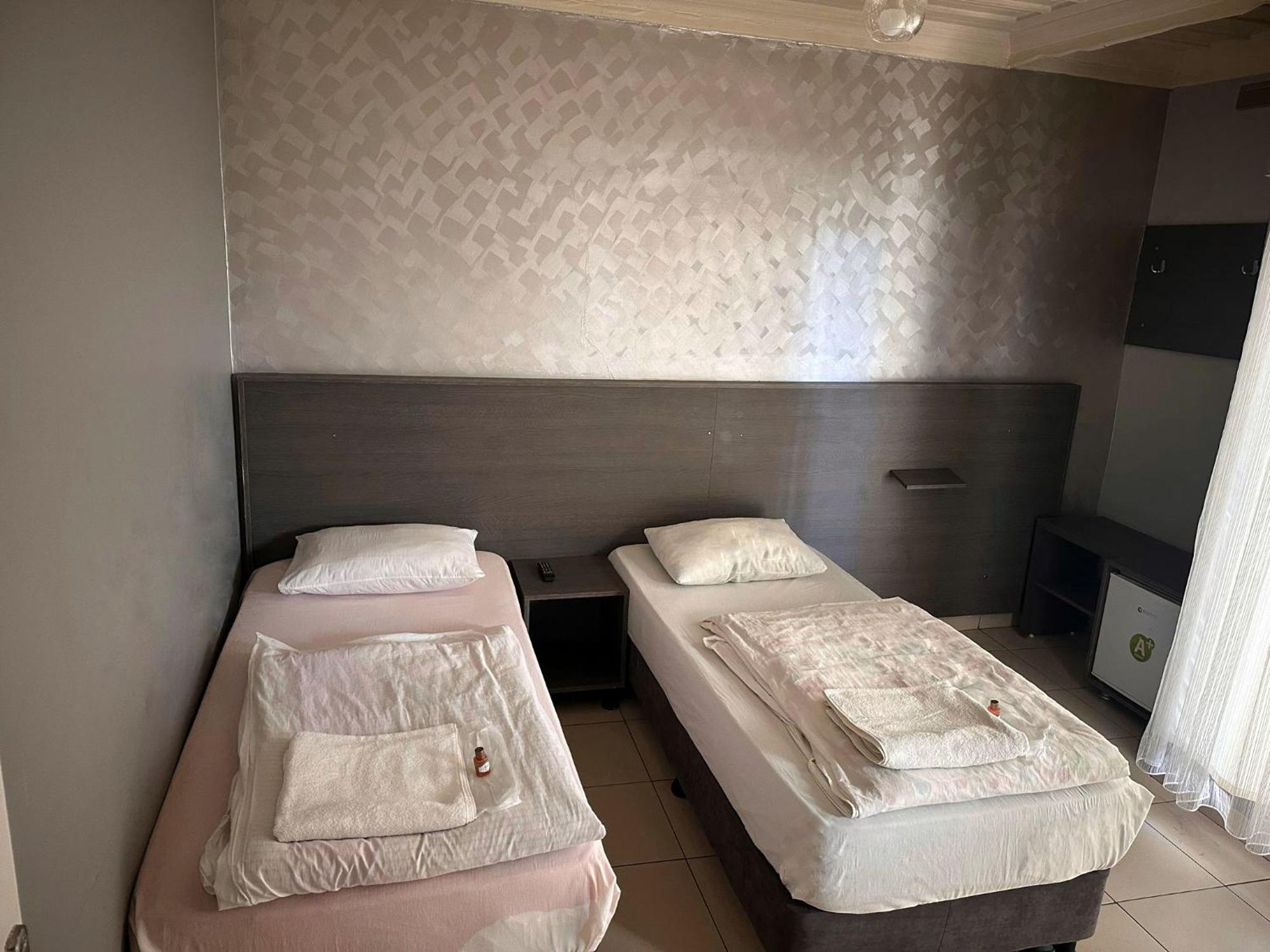 Guenes Pansiyon Edirne Buitenkant foto